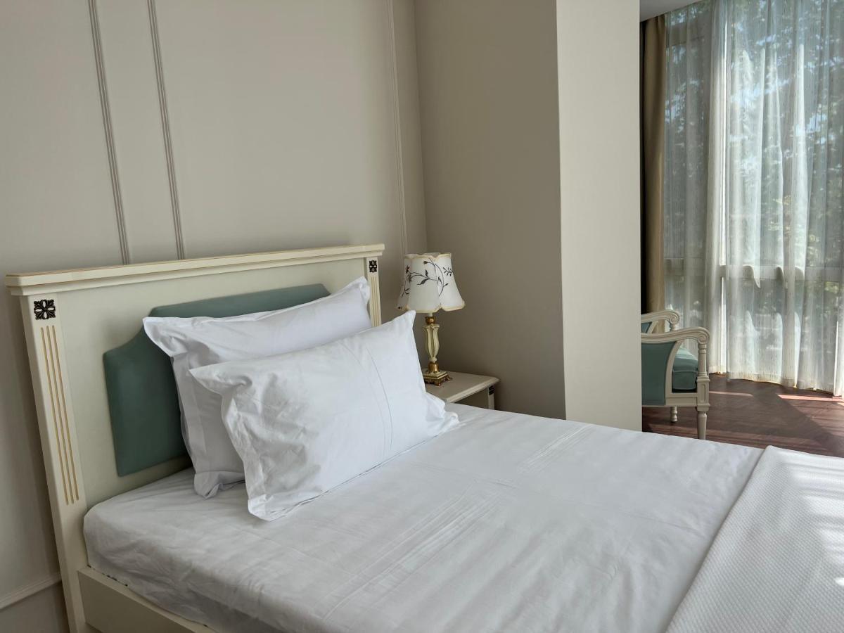Sol Invictus Boutique Hotel Durres Albania Eksteriør billede