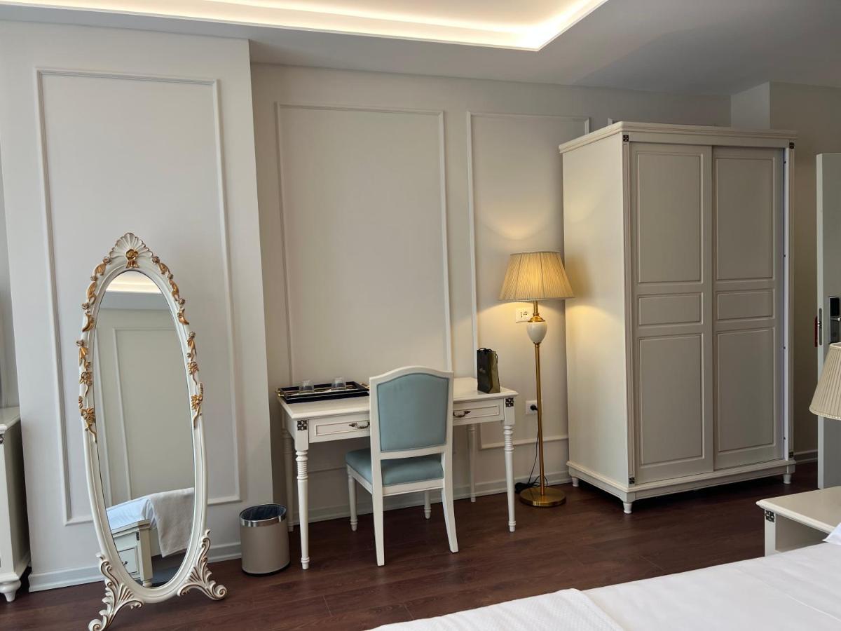 Sol Invictus Boutique Hotel Durres Albania Eksteriør billede