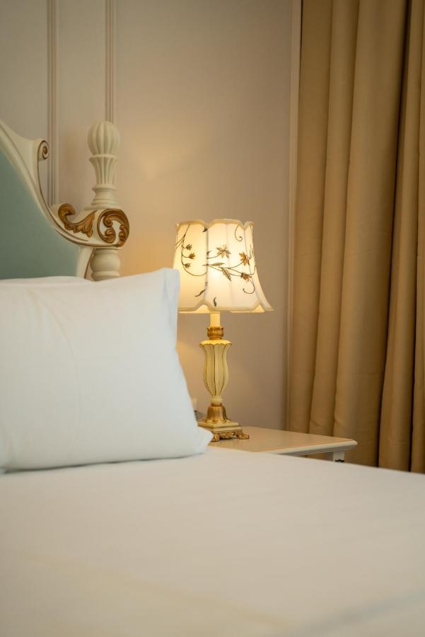 Sol Invictus Boutique Hotel Durres Albania Eksteriør billede
